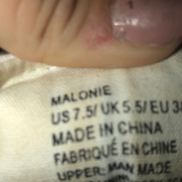 White high tops - Picture 3 of 3